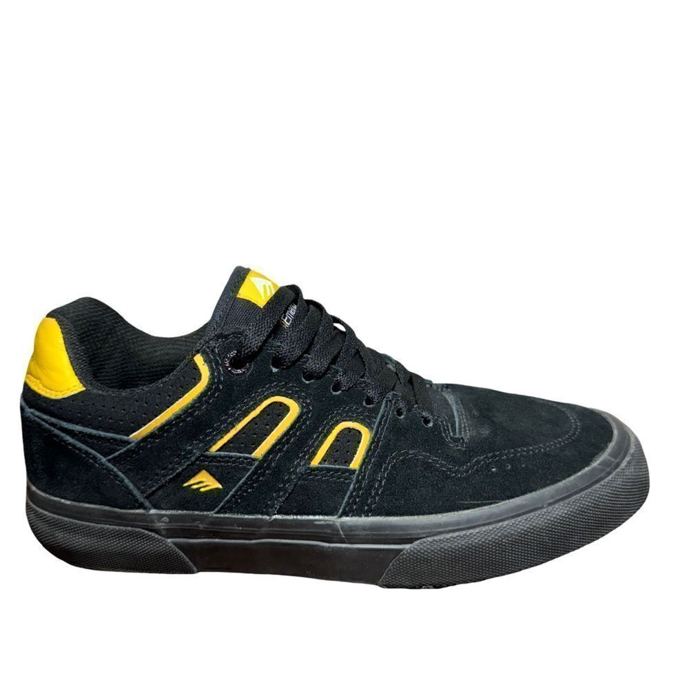 Men’s Emerica skate shoes size 7 black womens 8.5